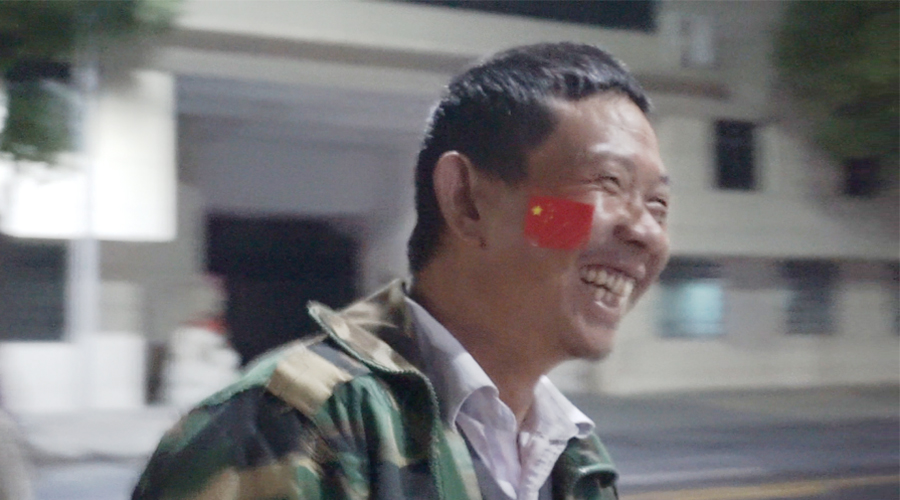 2016年國慶，冷風(fēng)有毒，但國旗暖心